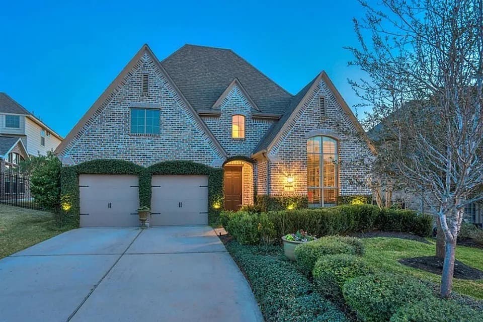 71 Vershire Cir, Magnolia, TX — 18% reduction (est. $2,456 savings)