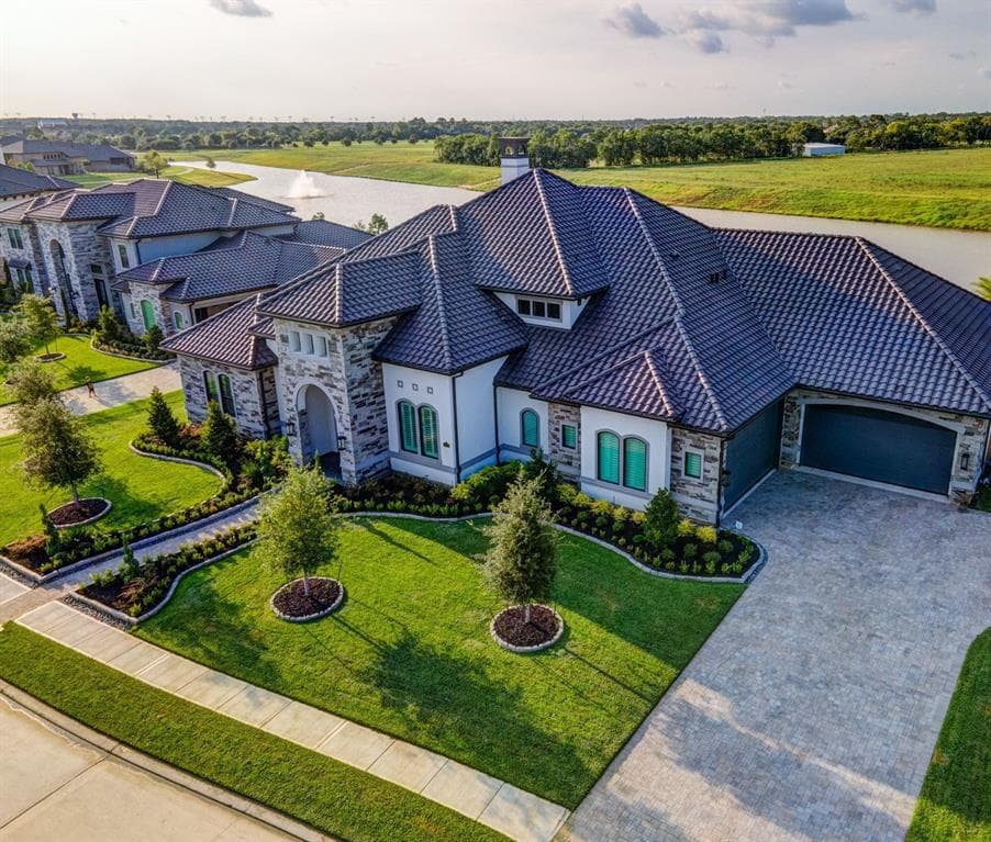 2573 Scenic Hills Dr, Friendswood, TX, 18% reduction (est. $6,285 tax savings)